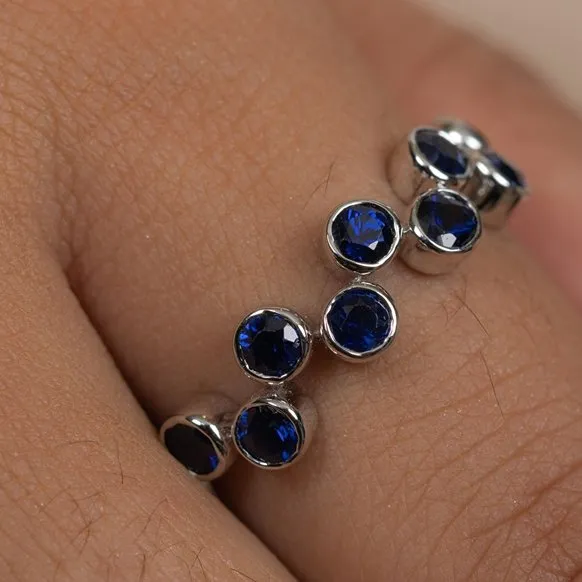 18K White Gold Sapphire Ring