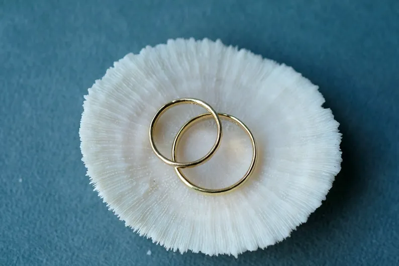 Classic Gold Hammered Wedding Ring Set Polished