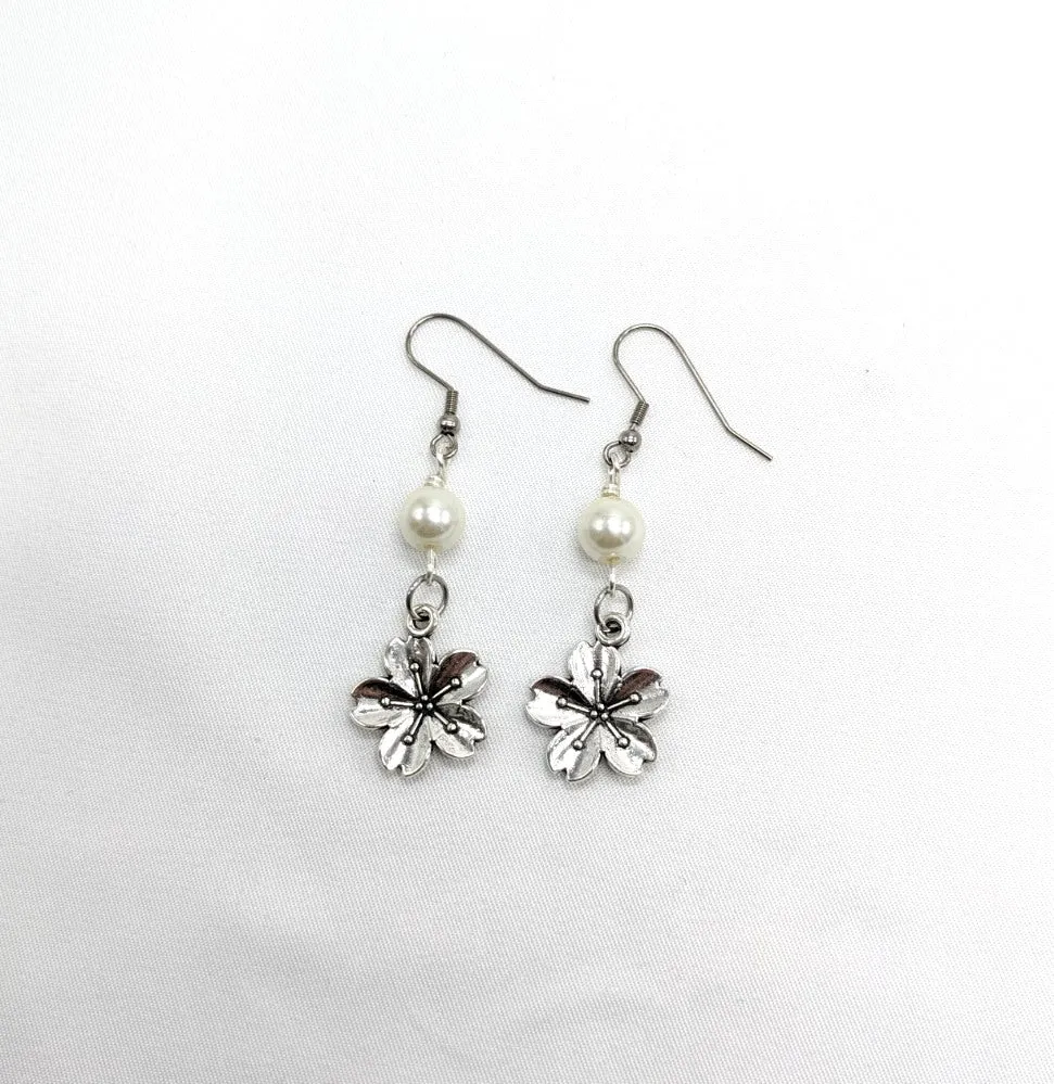 Flower and Pearl Earrings