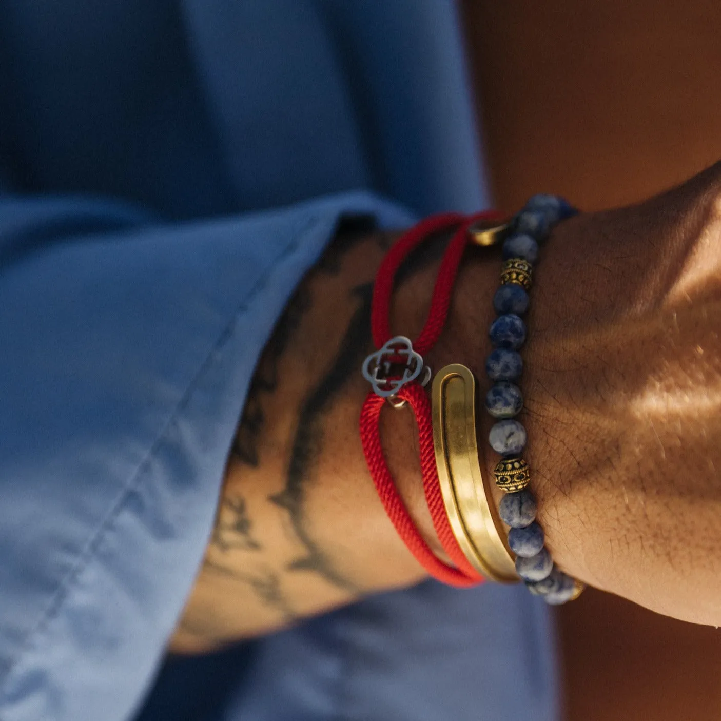 Sodalite Stone Bracelet (Gold)