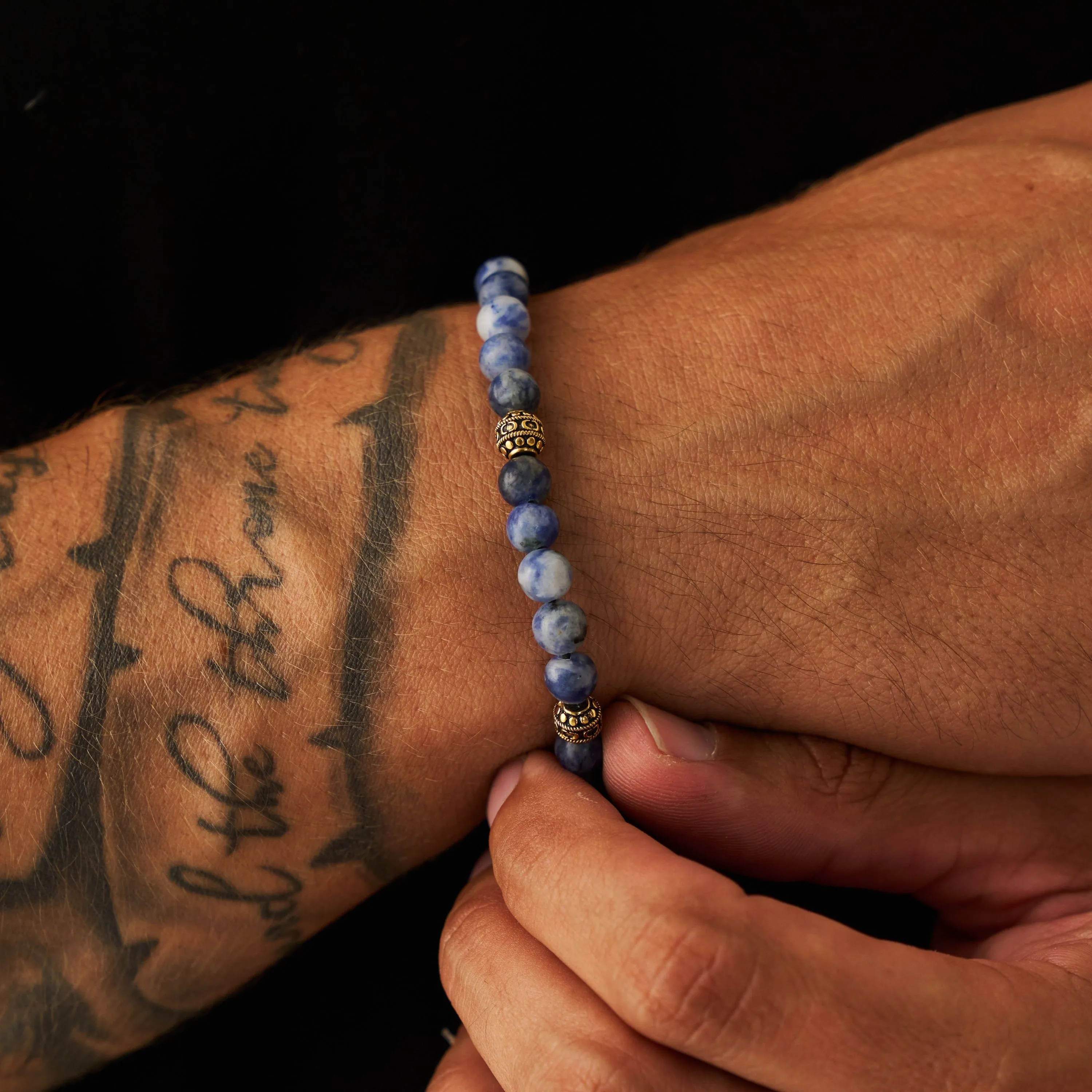 Sodalite Stone Bracelet (Gold)