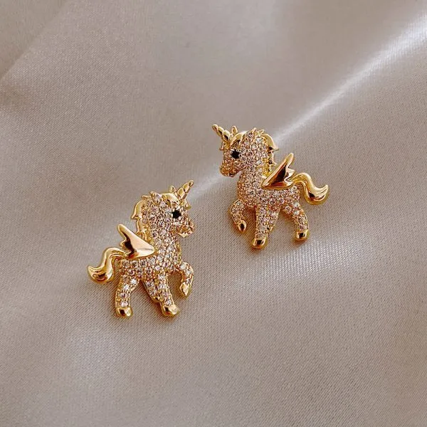 Sweet Jewelry Cat Moon Stud Earrings For Women in Gold Color