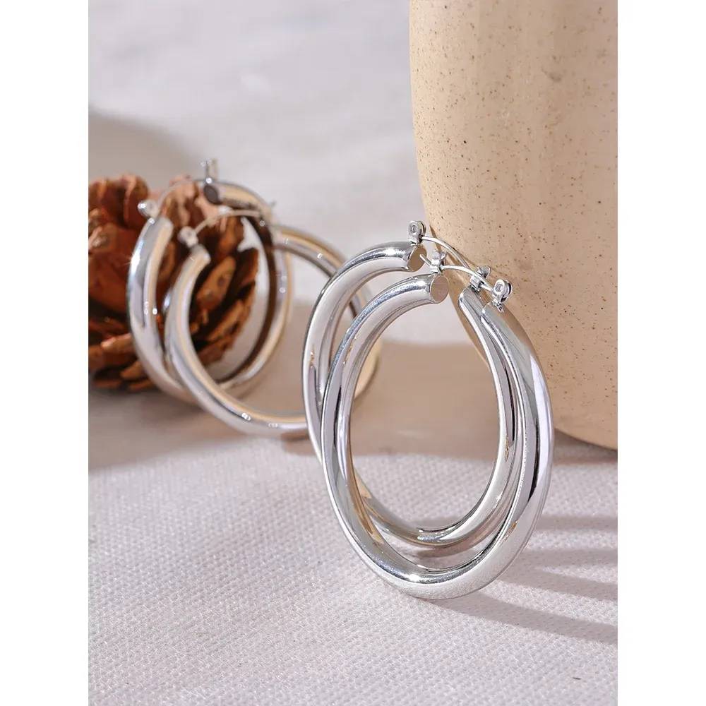 VAIGE Sleek Round Hollow Hoop Earrings in Anti-Allergic 316L Stainless Steel - Minimalistic Trendy Jewelry